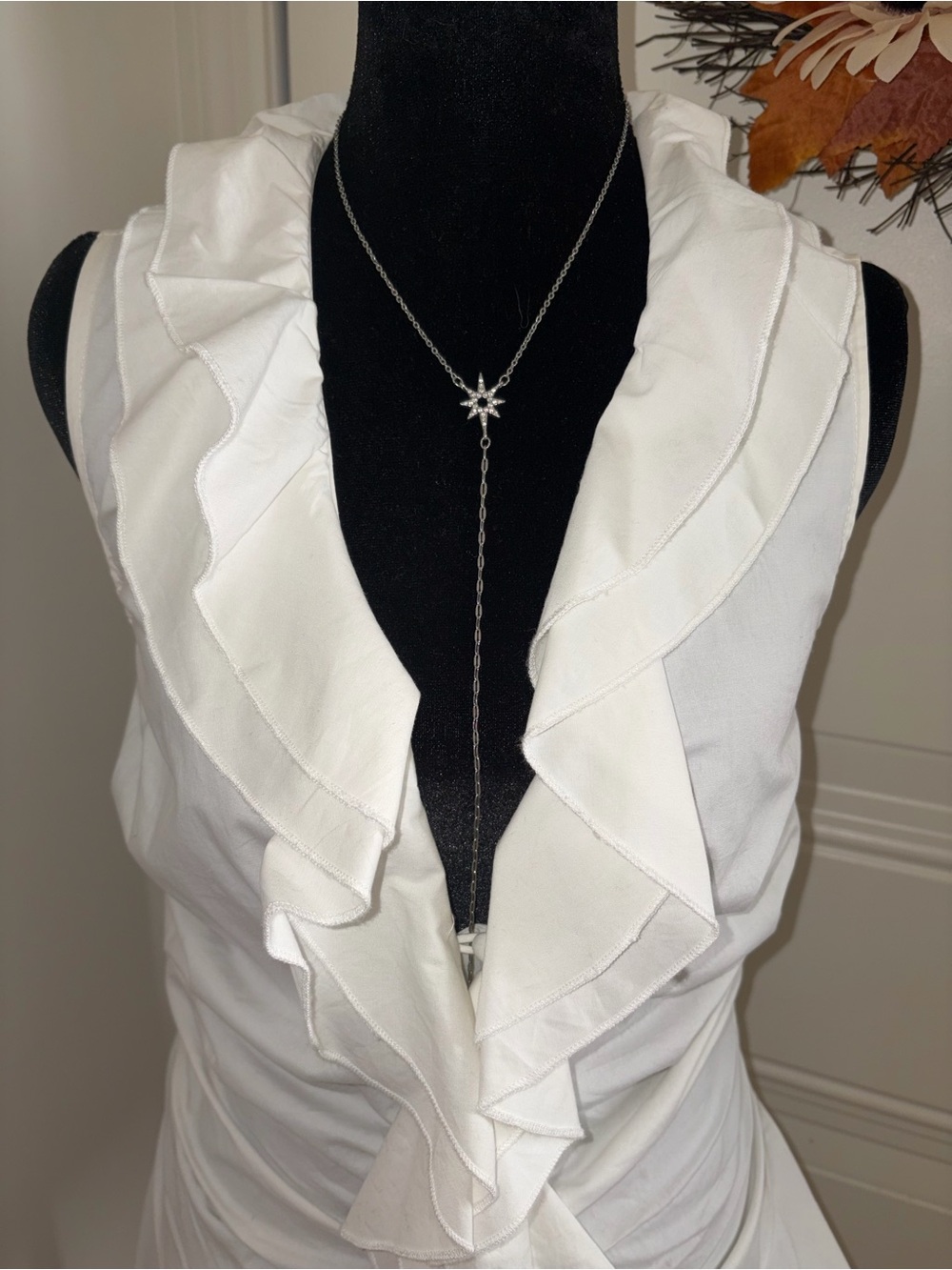 Arden B White Ruffled Sleeveless Peplum Super Sexy fitted Blouse brand new/tags! - Picture 2 of 9